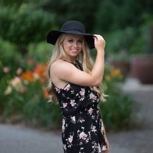 Meet your Posher, Paige